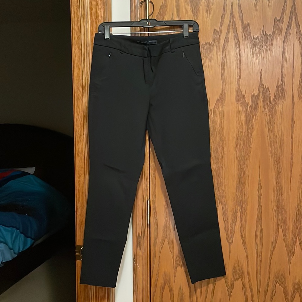 Black exact stretch pants